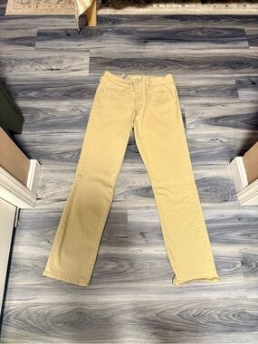 Classic Straight-Leg Pants in Light Khaki